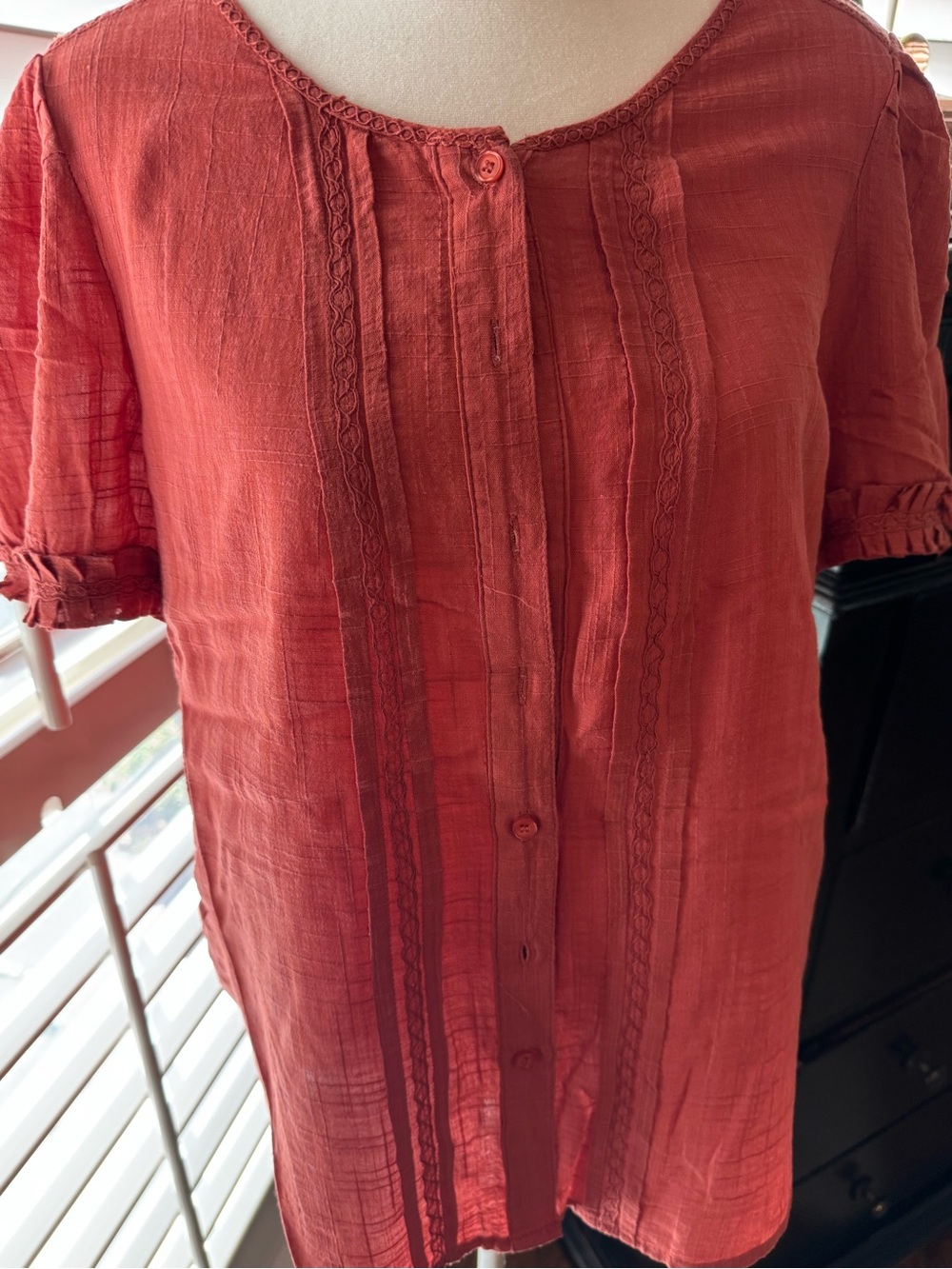 Chelsea & Violet Short-Sleeve Button Front Top in Rust